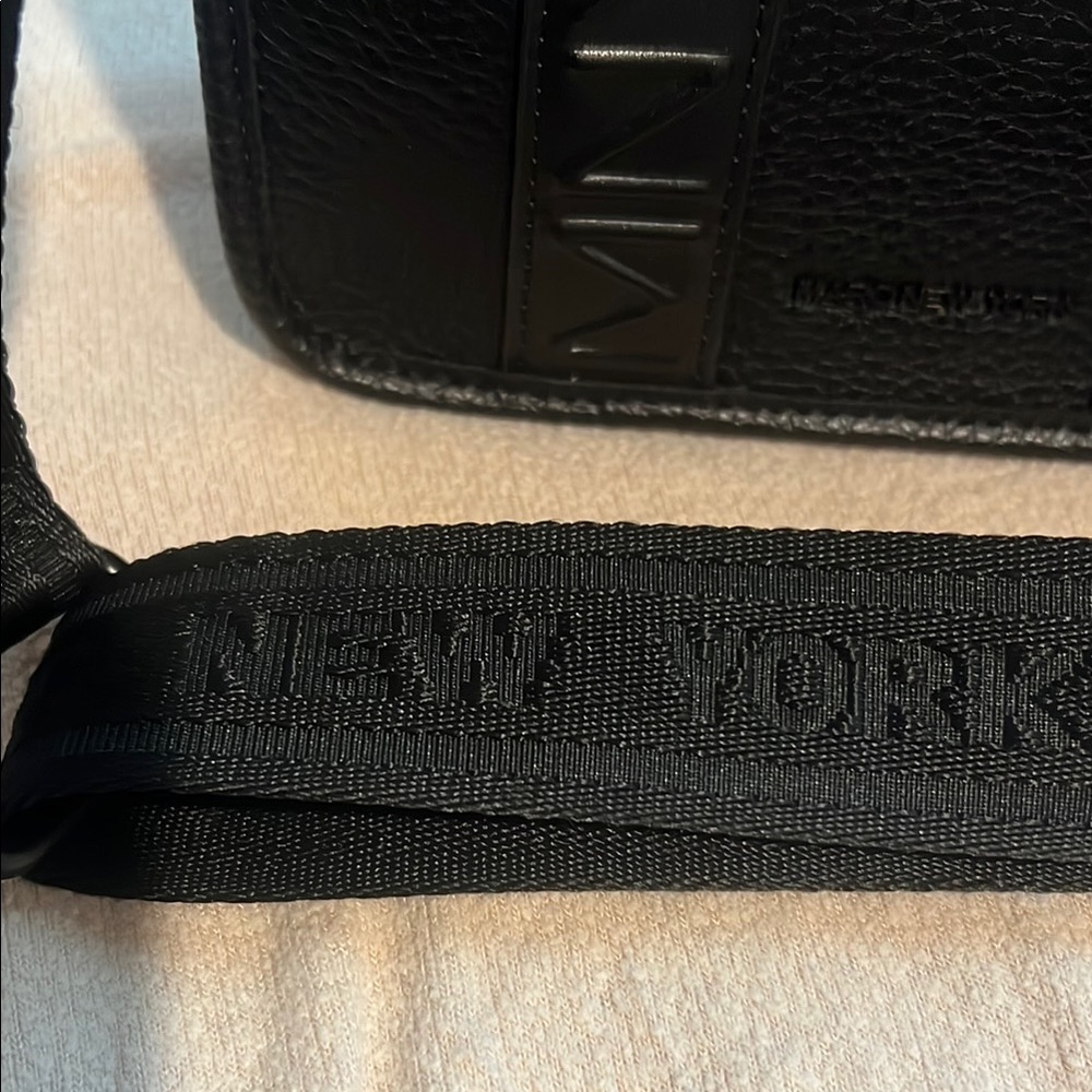 Marc New York Black Pebbled Leather Tote Bag- with Willy-Labubu w/ cola included - Picture 12 of 16